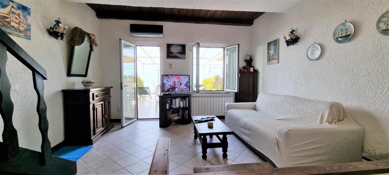 La Villa Fronte Spiaggia Bandiera Blu Sperlonga Ngoại thất bức ảnh