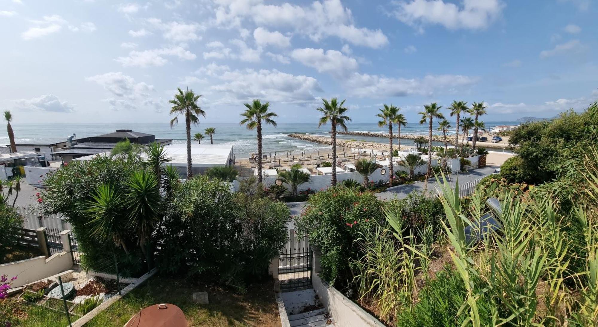 La Villa Fronte Spiaggia Bandiera Blu Sperlonga Ngoại thất bức ảnh