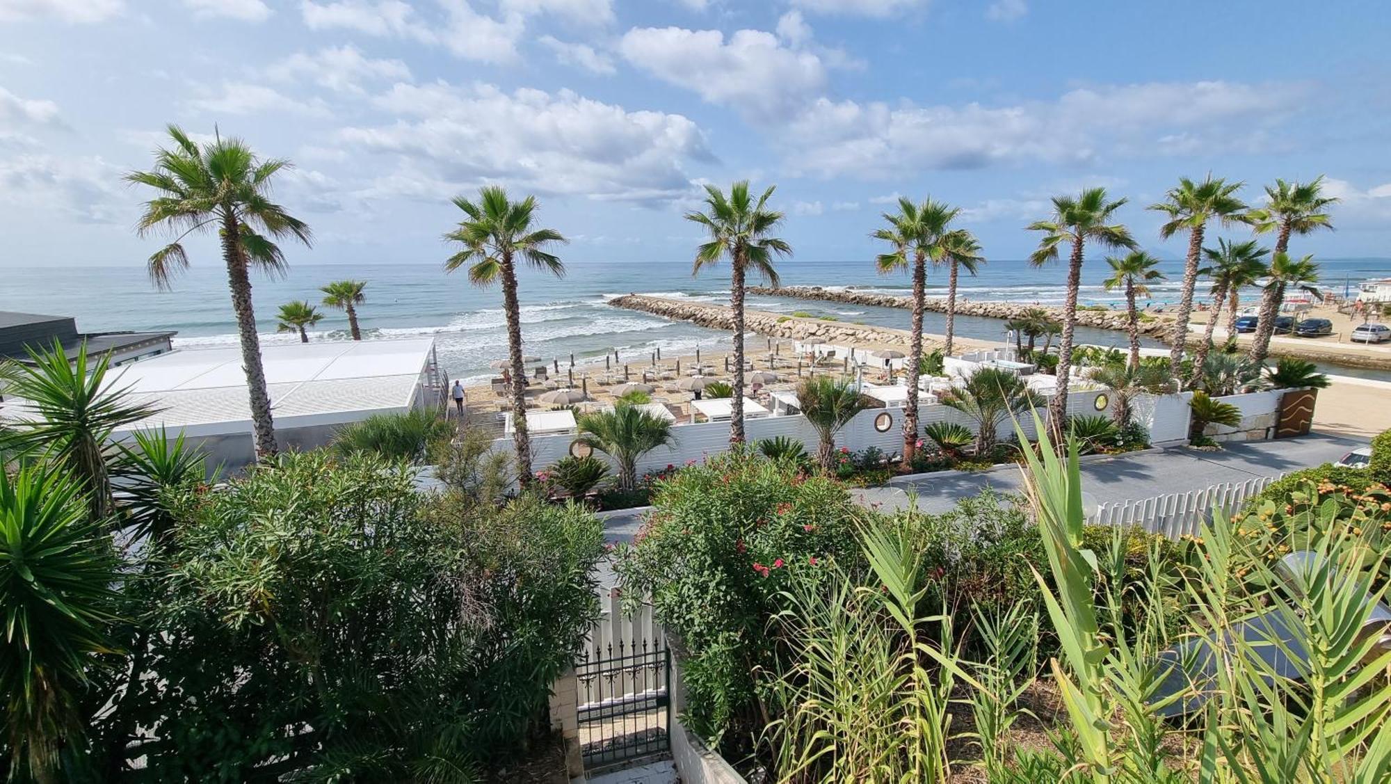 La Villa Fronte Spiaggia Bandiera Blu Sperlonga Ngoại thất bức ảnh