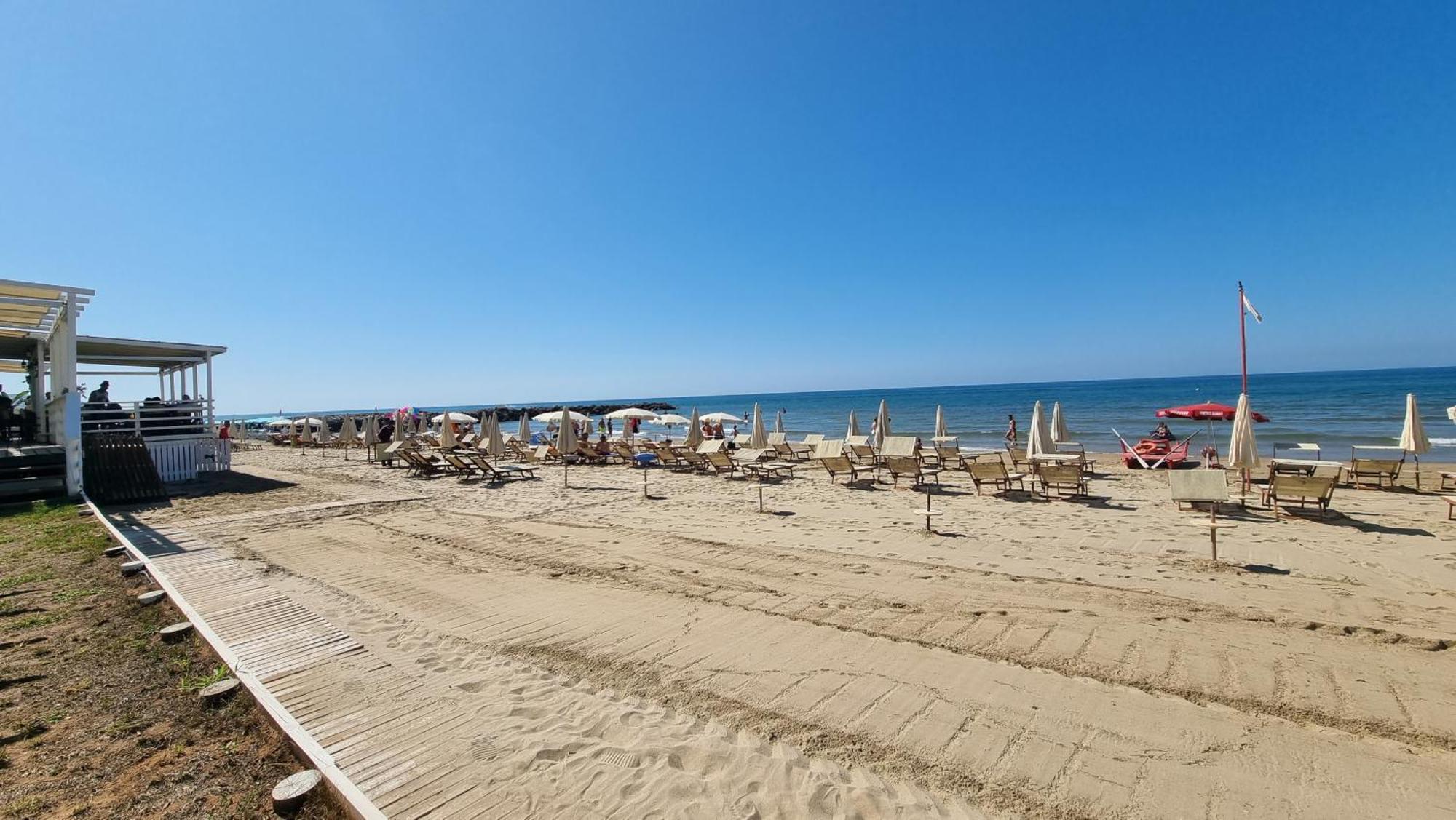 La Villa Fronte Spiaggia Bandiera Blu Sperlonga Ngoại thất bức ảnh