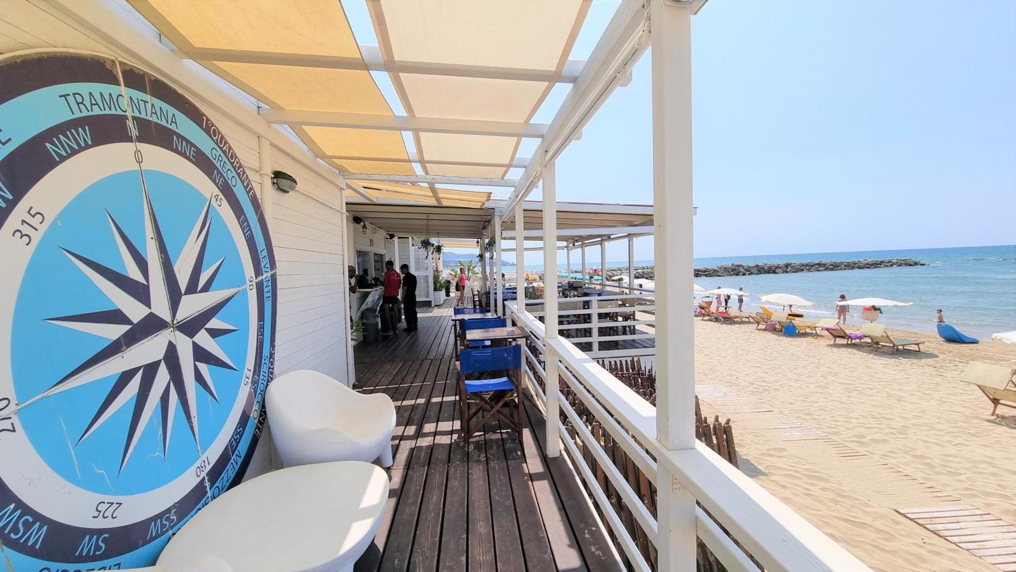 La Villa Fronte Spiaggia Bandiera Blu Sperlonga Ngoại thất bức ảnh